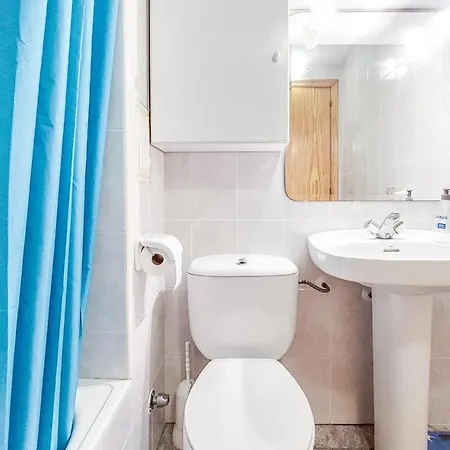 2 Bedroom Beach Front Apartment In Moncofa Appartement *